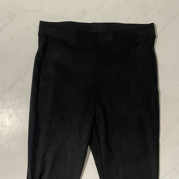 Hue Black Velour Skinny Pull On Leggings Size XS - Picture 3 of 7